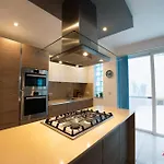 Apartman 3br With Stunning Views In *