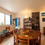 3br With Stunning Views In * San Pawl il-Baħar
